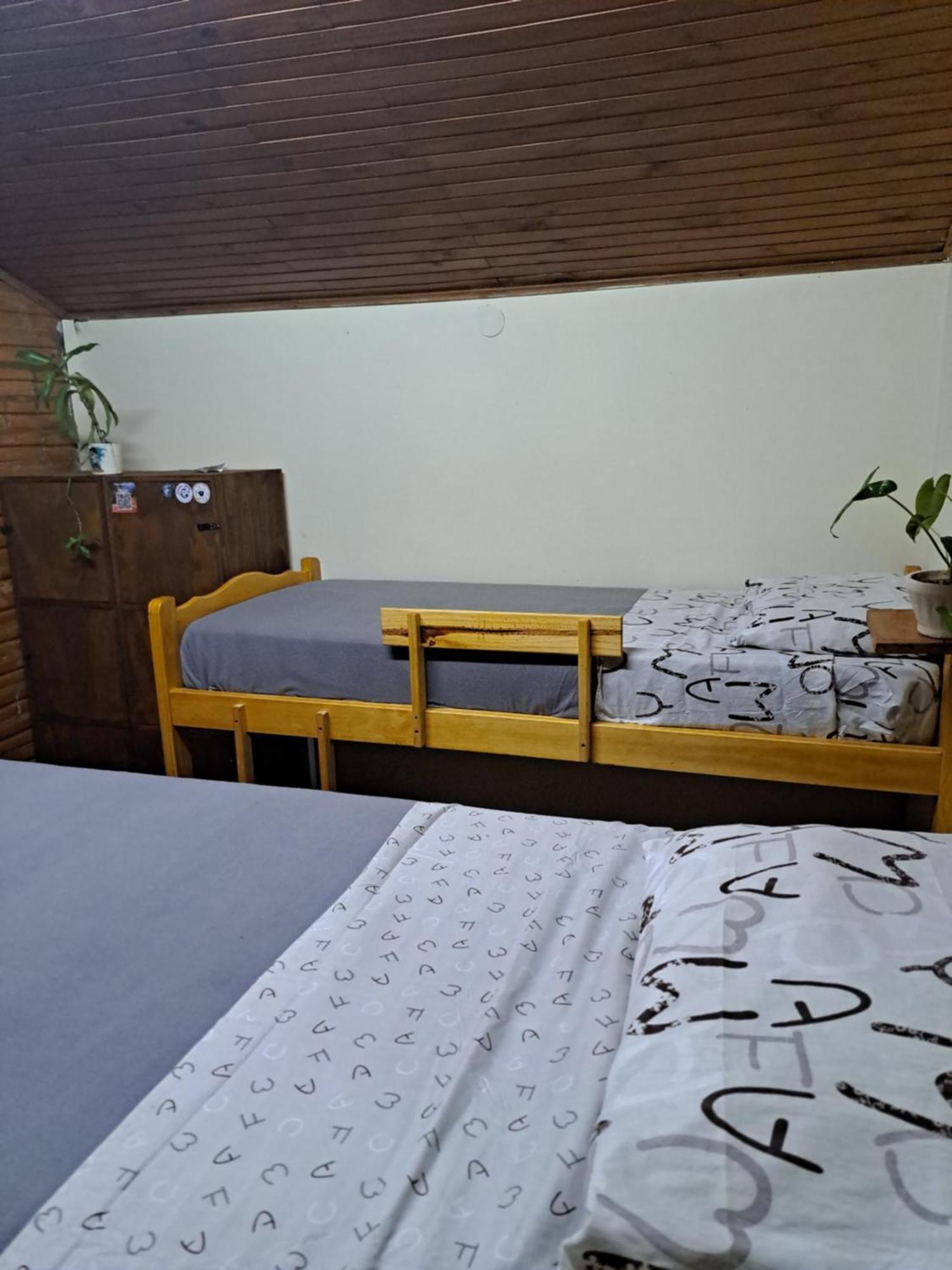 Bungalow Hostel Iguazu بويرتو إجوازو المظهر الخارجي الصورة